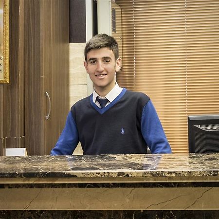 Lal Hotel Istanbul Bagian luar foto